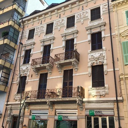 Ingrid Corso Mombello Sanremo Ngoại thất bức ảnh